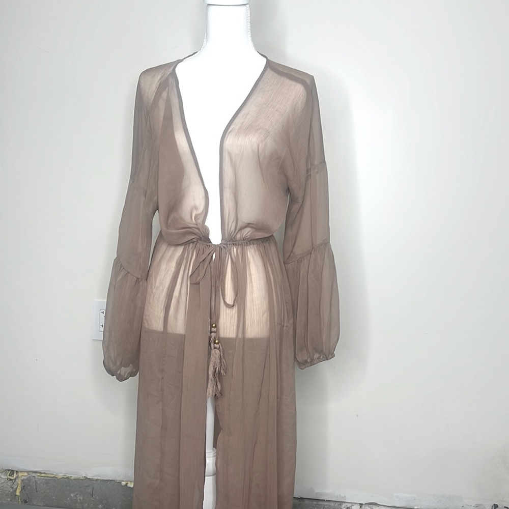 3/$20 neutral swimsuit cover up Sz S